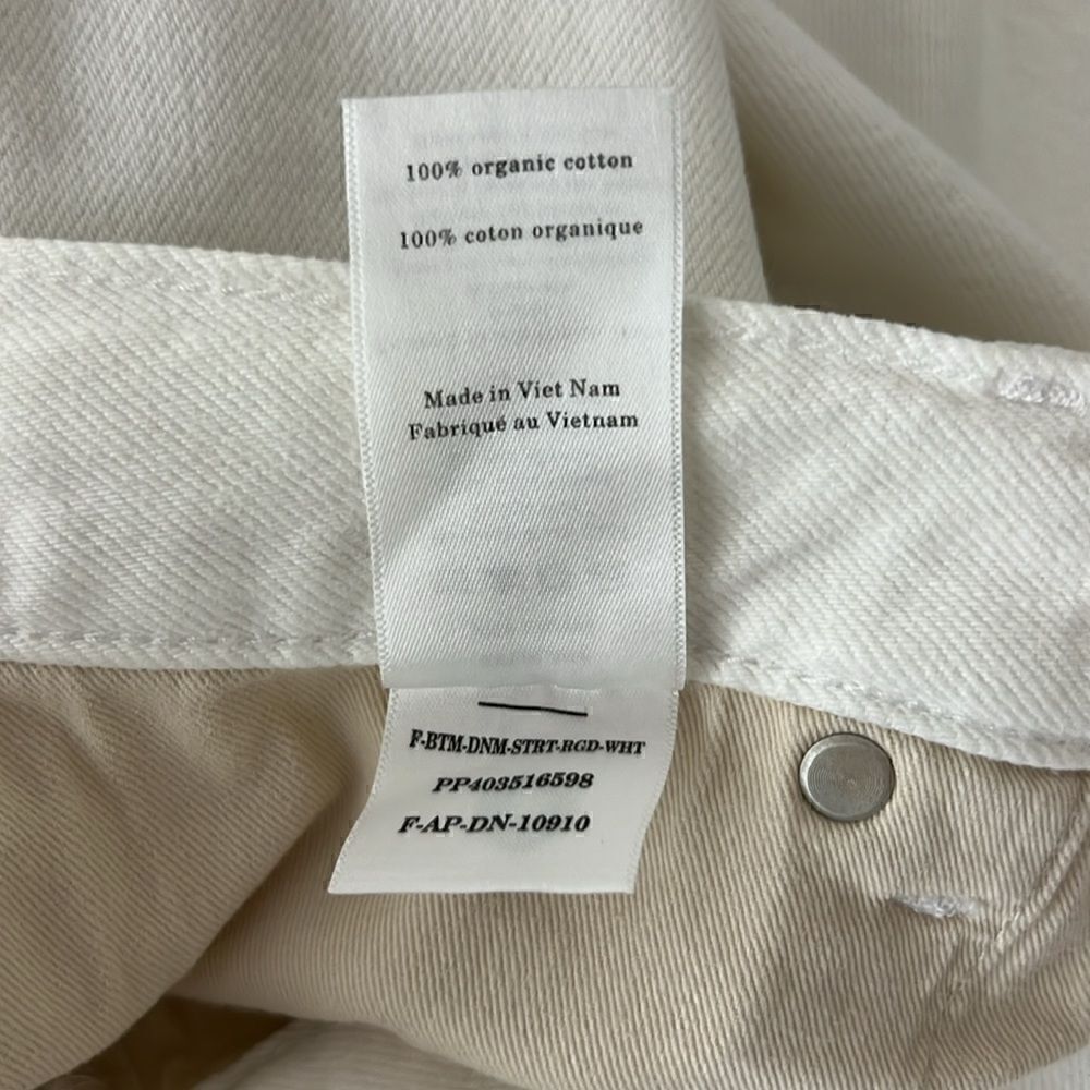 NWT Everlane Organic Cotton The '90s Cheeky®
Jean in Bone Size 24 - Picture 8 of 14
